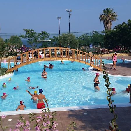 Villaggio Marinella Direttamente Sul Mare Isola Di Capo Rizzuto Exteriér fotografie